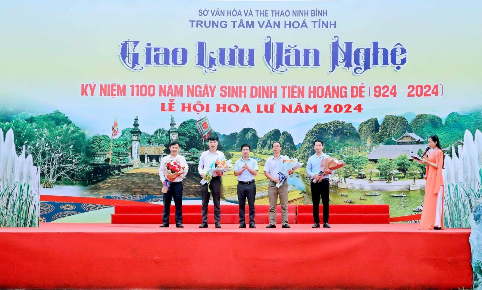 Trung tâm Văn hoá tỉnh Ninh Bình tổ chức chương trình Giao Lưu văn nghệ và Triển lãm ảnh nghệ thuật tại lễ hội Hoa Lư năm 2024.