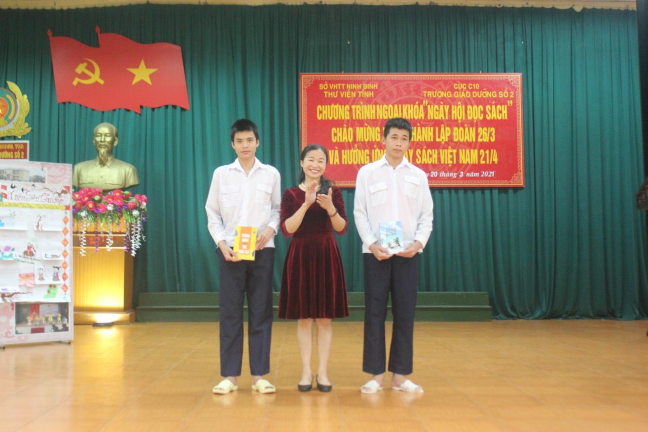 Thư viện tỉnh Ninh Bình tổ chức Chương trình ngoại khóa  “Ngày hội đọc sách” tại trường Giáo dưỡng số 2