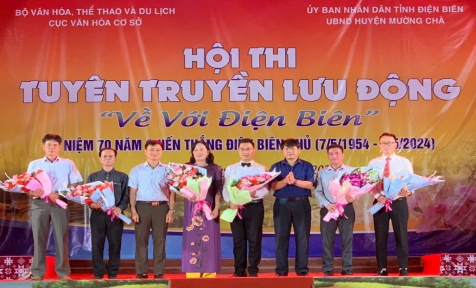 Trung tâm Văn hoá tỉnh Ninh Bình tham gia Hội thi tuyên truyền kỷ niệm 70 năm chiến thắng Điện Biên Phủ (7/5/1954- 7/5/2024)