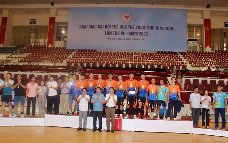 Thi đấu môn Bóng chuyền nam và Điền kinh trong khuôn khổ  Đại hội TDTT tỉnh Ninh Bình lần thứ VII năm 2022