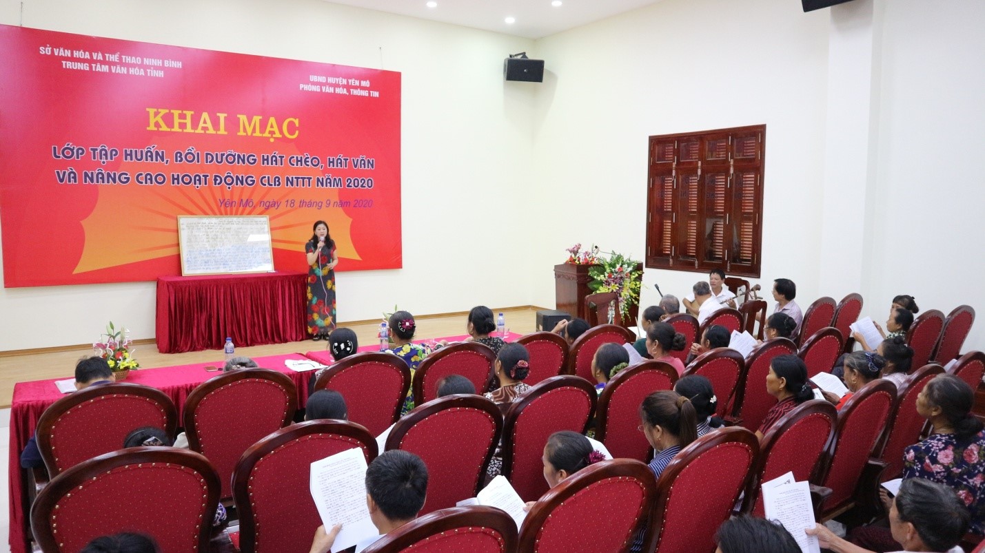 Khai mạc lớp tập huấn, bồi dưỡng hát Chèo, hát Văn  và nâng cao hiệu quả hoạt động các Câu lạc bộ Nghệ thuật truyền thống huyện Yên Mô năm 2020