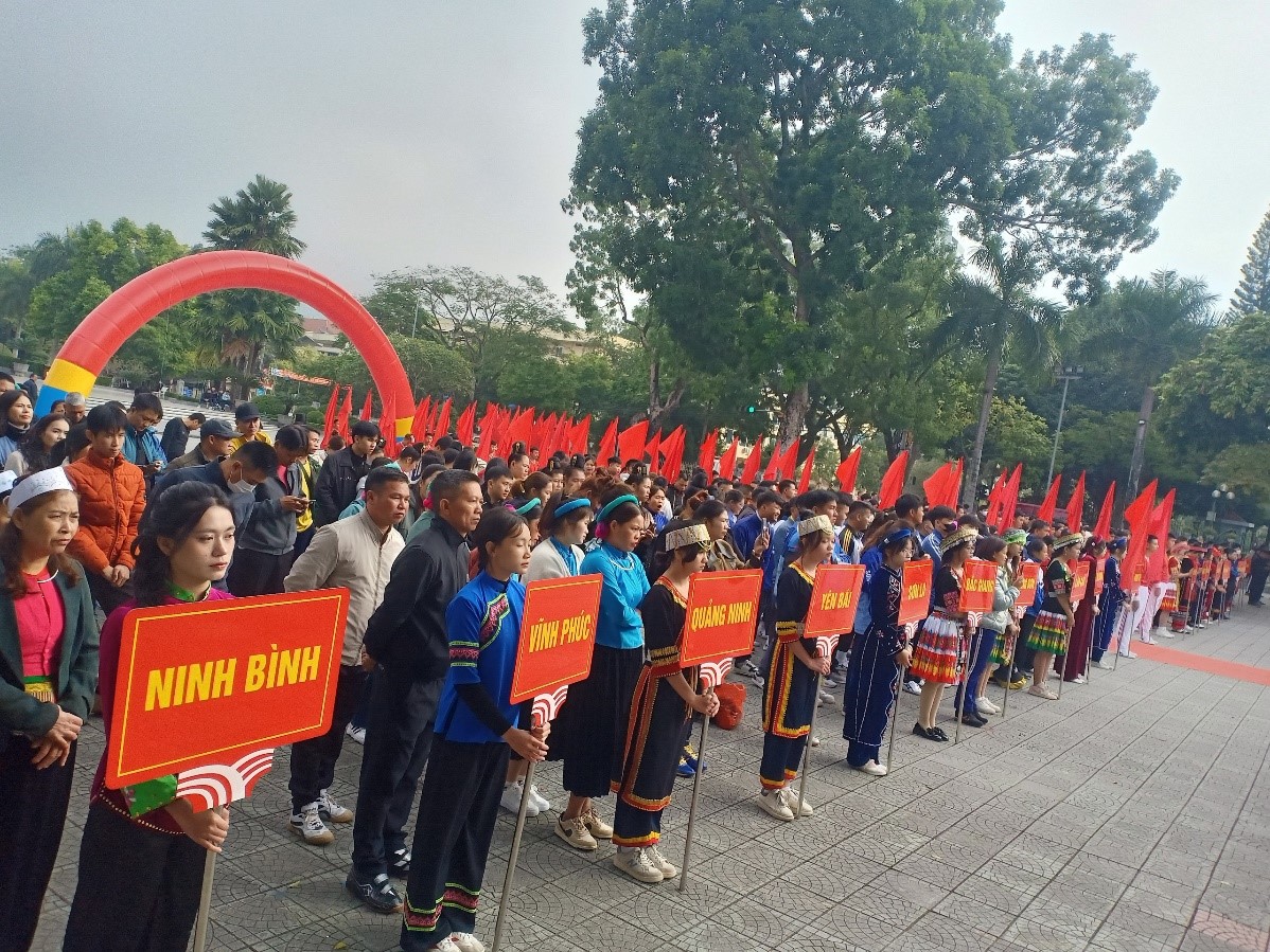 Đoàn VĐV tỉnh Ninh Bình tham dự Hội thi Thể thao các dân tộc thiểu số toàn quốc lần thứ XIII tại Cao Bằng.