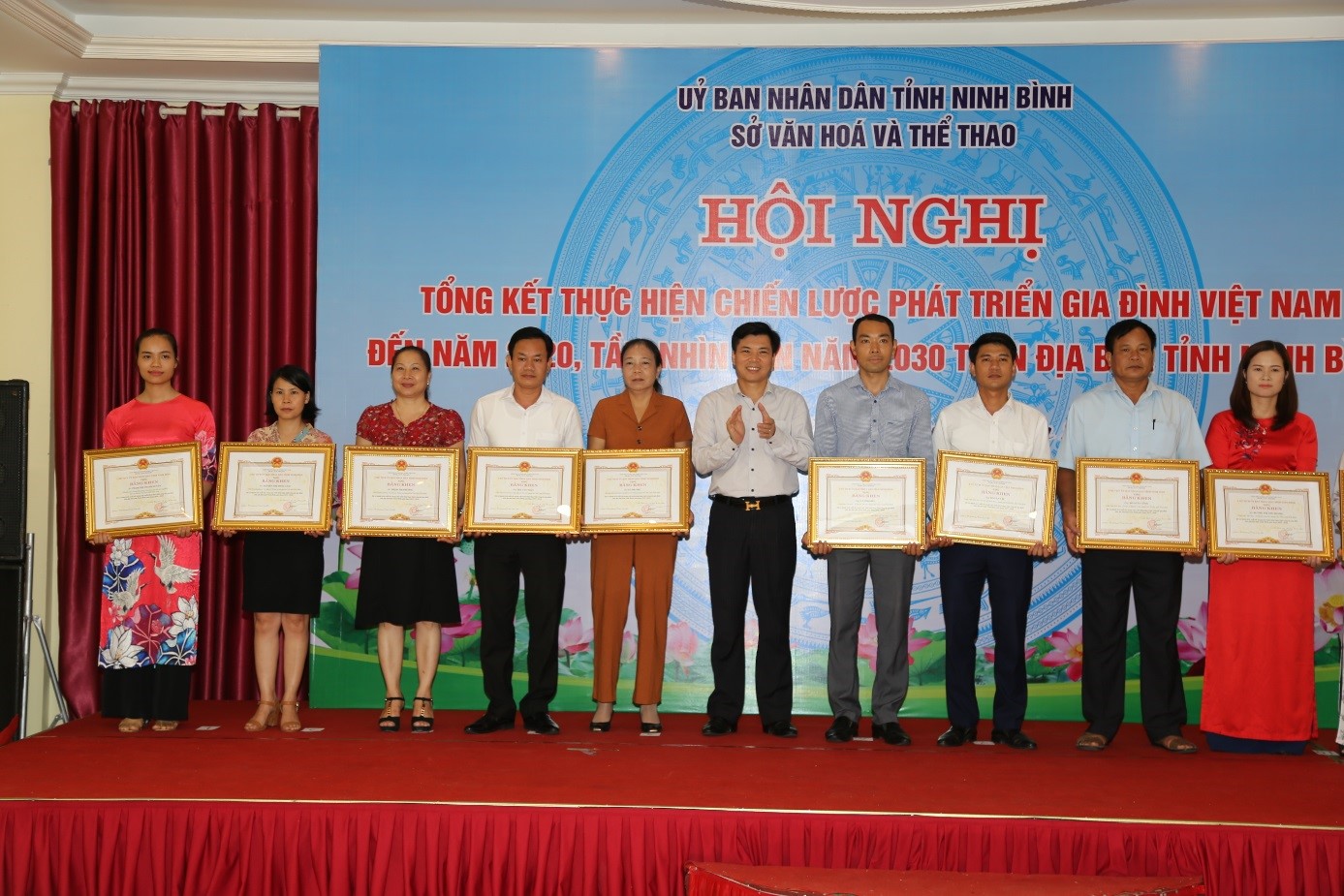 Ninh Bình tổ chức Hội nghị Tổng kết thực hiện chiến lược phát triển gia đình Việt Nam đến năm 2020, tầm nhìn đến năm 2030 trên địa bàn tỉnh